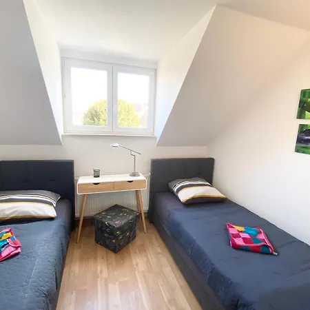 Apartment 6