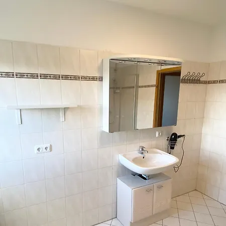6 Apartment